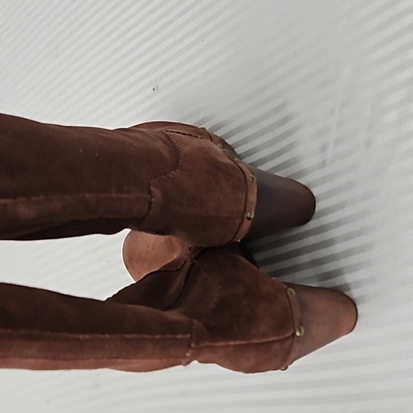 Ugg brown suede knee high boots size 7 - Picture 3 of 4